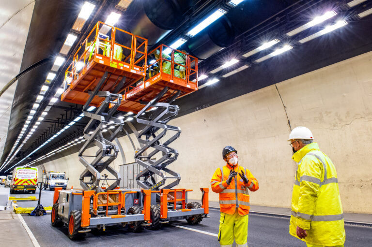 PDS workers changing jet fans on site